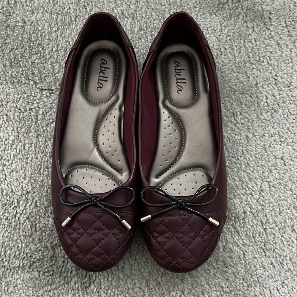 Abella Onovia Bordeaux Flats